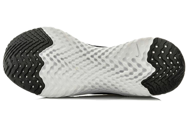 Shop (W) ナイキ エピック リアクト フライニット "メタリックゴールド" AQ0070-013