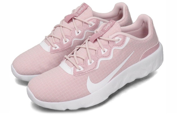 (W) Nike Explore Strada 'Barely Rose' Wanita Sneakers CD7091-602 Lookbook (W) Nike Explore Strada 'Barely Rose' Wanita Sneakers CD7091-602