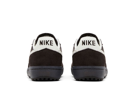 (W) ナイキ FG82 ベルベットブラウン HV5130-220 Details for (W) ナイキ FG82 ベルベットブラウン HV5130-220