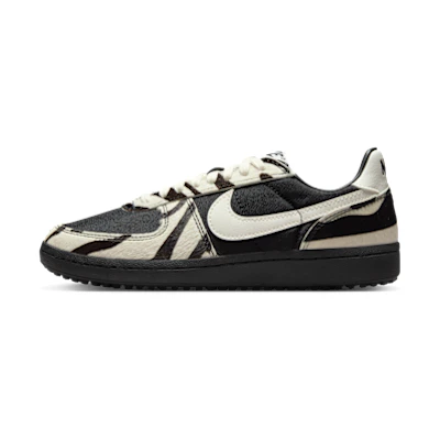 (W) Nike Field General Football Cleats Black/Black/Sail