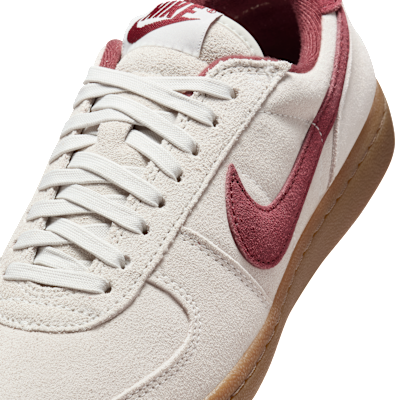 Sizing (W) Nike Field General Suede. Beige Cerah/Coklat Gelap/Merah Pasukan Mendalam IF1743-001