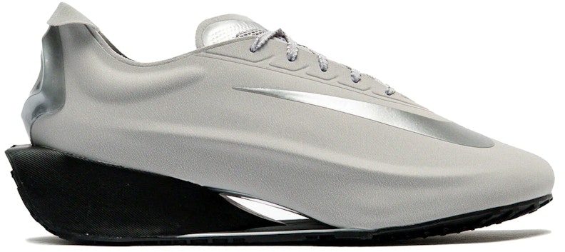 women-nike-first-sight-noir-flat-silver-hq-2409-005