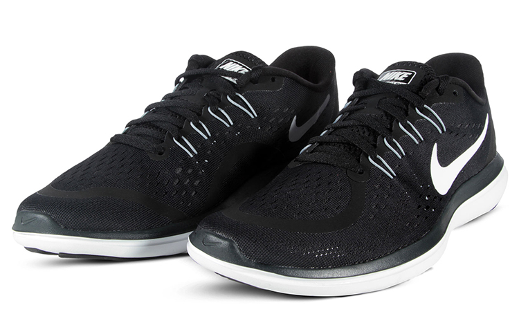 Shop Nike Flex 2017 RN 低筒 跑步鞋 女款 黑白