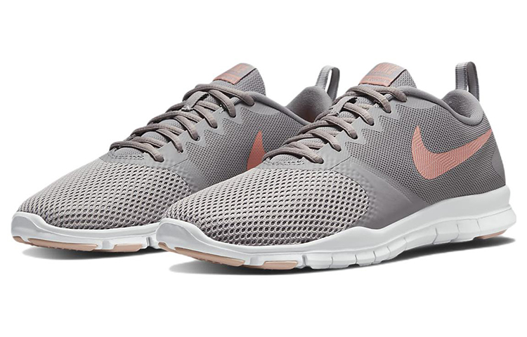 Lookbook (W) Nike Flex Essential TR ''Grijs Roze Quartz'' 924344-009