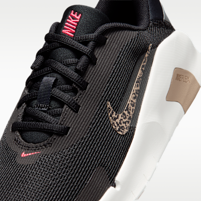Sizing (Women) Nike Flex Train Black/Iron Gray/Sail/Multi-Color IV5733-001