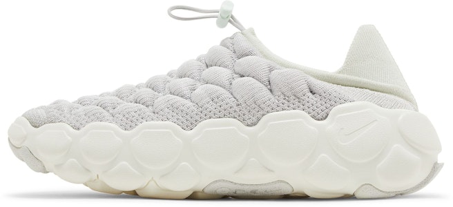 (W) ナイキ フライニット ヘブン "プラチナバイオレットシーグラス" FD2148-002 Lookbook (W) ナイキ フライニット ヘブン "プラチナバイオレットシーグラス" FD2148-002