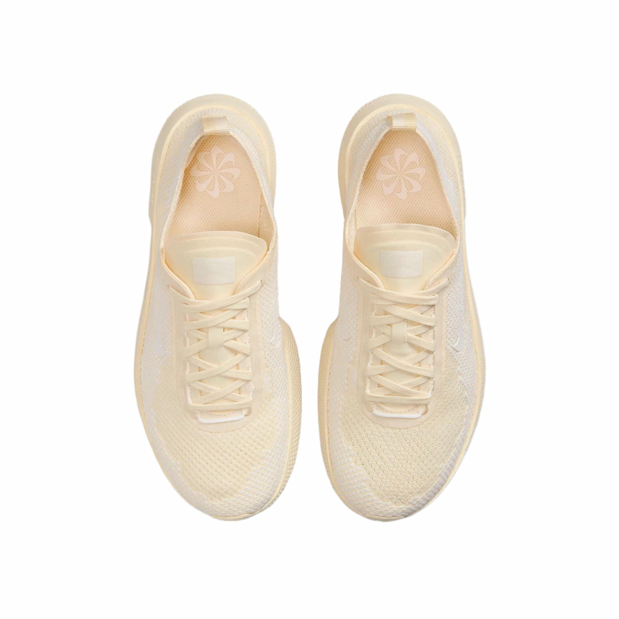 Shop (W) Nike Free 2025 'Coconut Milk' Warna Susu Kelapa HF2720-101