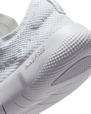 (W) Nike Free 2025 ''Wit Photon Dust'' HF2720-100 1