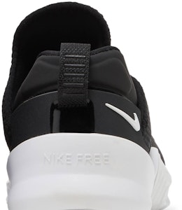 Nike Free X Metcon 2 黑白 女性款 Sizing Nike Free X Metcon 2 黑白 女性款