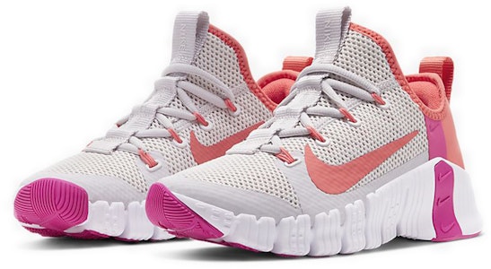 (W) Nike Free Metcon 3 'Abu-Abu Muda Merah Muda Api' CJ6314-068 Lookbook (W) Nike Free Metcon 3 'Abu-Abu Muda Merah Muda Api' CJ6314-068