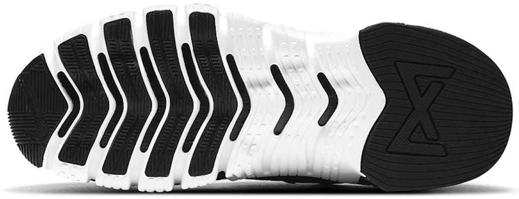 (W) 나이키 프리 멧콘 4 '블랙 화이트' (Nike Peuri Maetkon 4 'Beullaek Hwaiteu') CZ0596-010 Details for (W) 나이키 프리 멧콘 4 '블랙 화이트' (Nike Peuri Maetkon 4 'Beullaek Hwaiteu') CZ0596-010