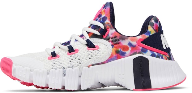 (W) Nike Free Metcon 4 'Mancha de Pintura' CZ0596-101 Lookbook (W) Nike Free Metcon 4 'Mancha de Pintura' CZ0596-101