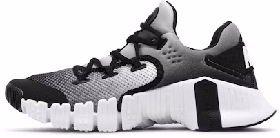 Lookbook Nike Free Metcon 4 白灰色 女性版