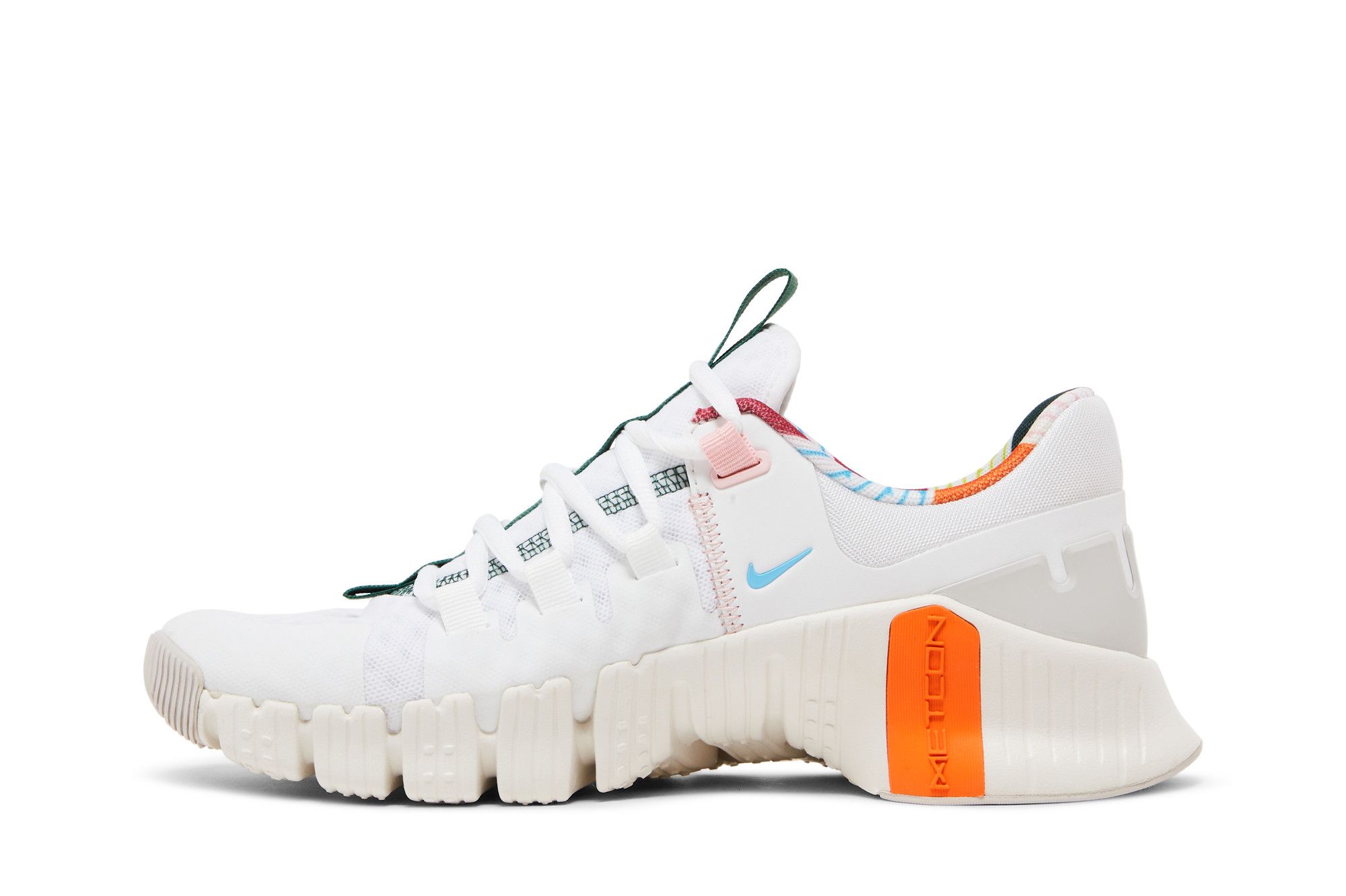 Shop (W) Nike Free Metcon 5 'Todas las Pétalos Unidas' FN8920-161