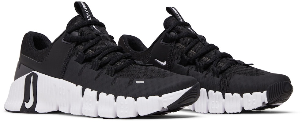 (W) Nike Free Metcon 5 'Hitam Anthracite' DV3950-001 2