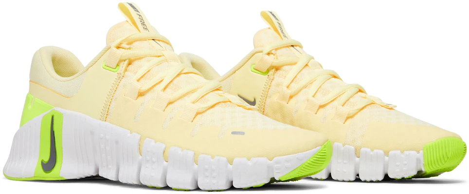 (W) Nike Free Metcon 5 'Citron Tint Volt' Sepatu Olahraga Wanita DV3950-800 1