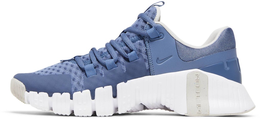 (W) Nike Free Metcon 5 'Diffused Blue' Biru Diufusi FQ8779-491 Lookbook (W) Nike Free Metcon 5 'Diffused Blue' Biru Diufusi FQ8779-491