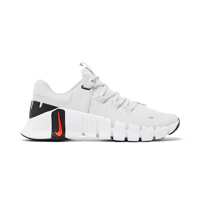 (W) Nike Free Metcon 5 'Photon Dust Picante Red'