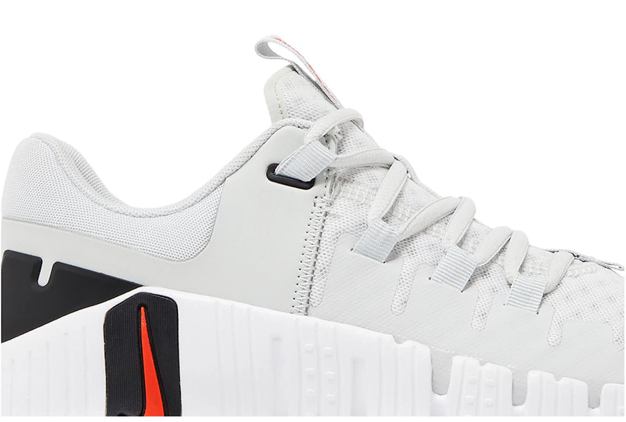 (W) Nike Free Metcon 5 'Photon Dust Picante Red' Zapatillas de Entrenamiento DV3950-002 Lookbook (W) Nike Free Metcon 5 'Photon Dust Picante Red' Zapatillas de Entrenamiento DV3950-002