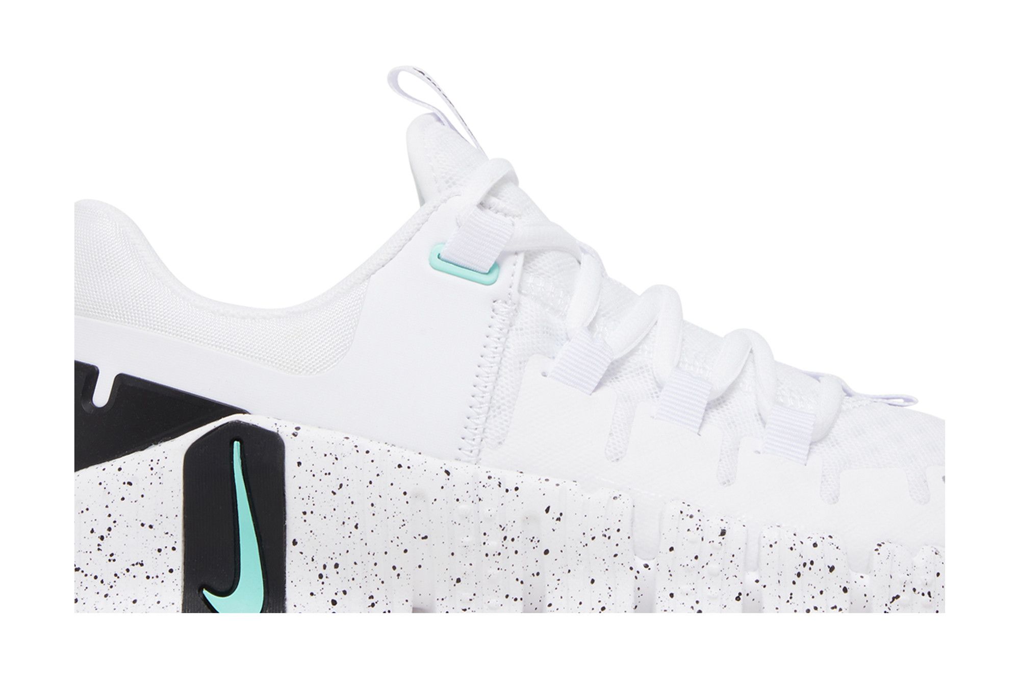 Order (W) Nike Free Metcon 5 ''Wit Emerald Rise'' DV3950-101