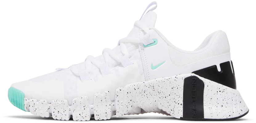 (W) Nike Free Metcon 5 ''Wit Emerald Rise'' DV3950-101 Lookbook (W) Nike Free Metcon 5 ''Wit Emerald Rise'' DV3950-101