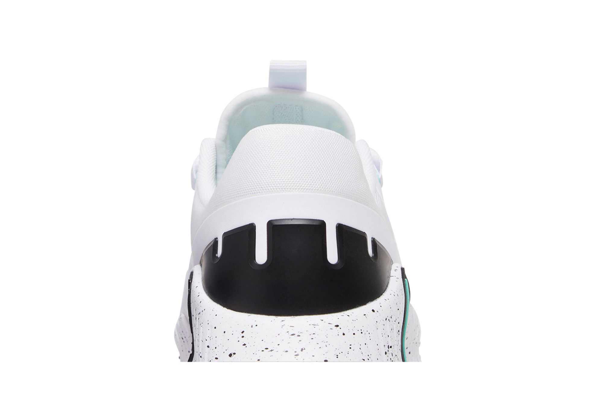 Sizing (W) Nike Free Metcon 5 ''Wit Emerald Rise'' DV3950-101