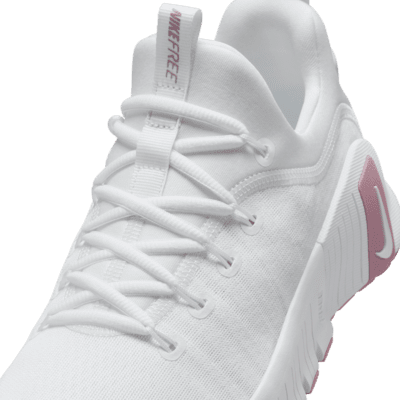 Sizing (W) ナイキ フリー メトコン 6（直販限定） FJ7126-106