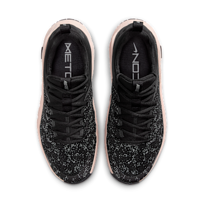 Shop (W) Nike Free Metcon 6 SE Negro/Rojo Silt/Plateado Metálico HV2017-001
