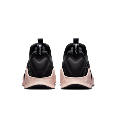 Details for (W) Nike Free Metcon 6 SE Negro/Rojo Silt/Plateado Metálico HV2017-001