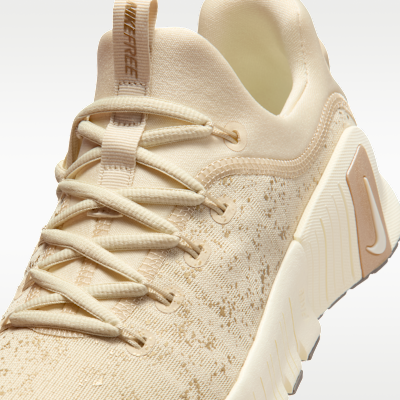 Sizing (W) Nike Free Metcon 6 SE 淺卡其椰奶金穀石洞健身鞋 IB6549-200