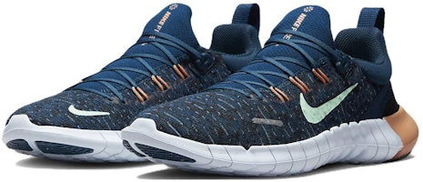 (W) Nike Free RN 5.0 'Biru Putih Emas' CZ1891-402 Lookbook (W) Nike Free RN 5.0 'Biru Putih Emas' CZ1891-402