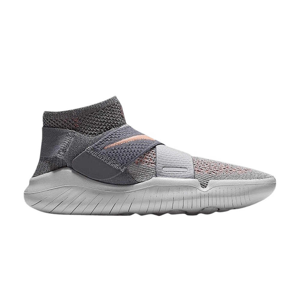 Nike free motion flyknit women's top