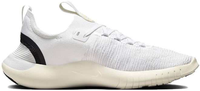 (W) 耐克自由RN Next Nature“白色黑色” DX6482-100 Order (W) 耐克自由RN Next Nature“白色黑色” DX6482-100