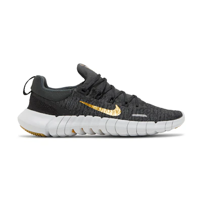 (W) Nike Free Run 5.0 Next Nature 'Dark Smoke Grey Metallic Gold Coin'