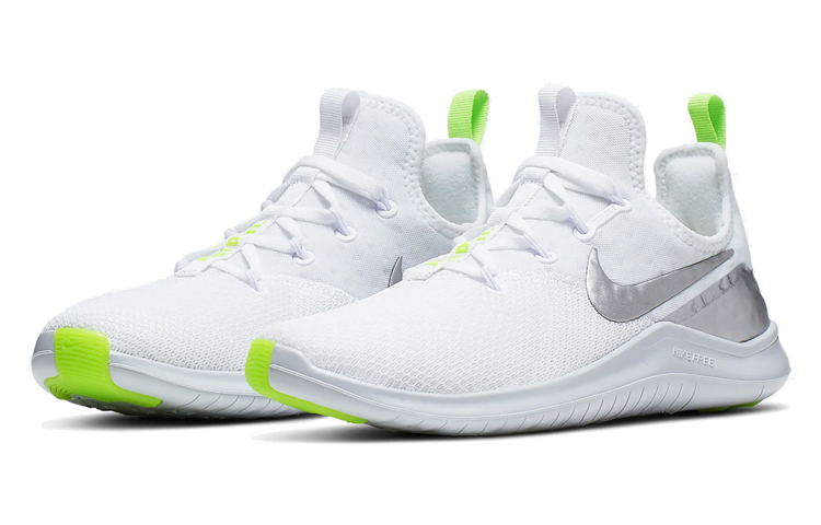 Lookbook (W) 나이키 프리 TR8 화이트/실버/그린 942888-103