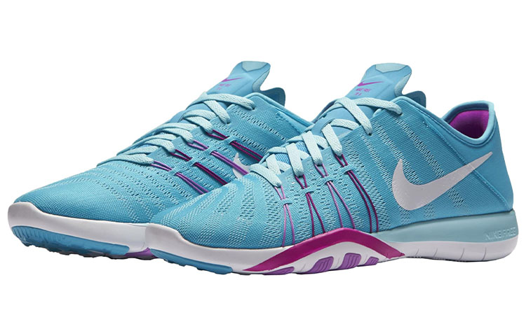 Lookbook (W) Nike Free TR 6 ''Gamma Blauw'' 833413-400
