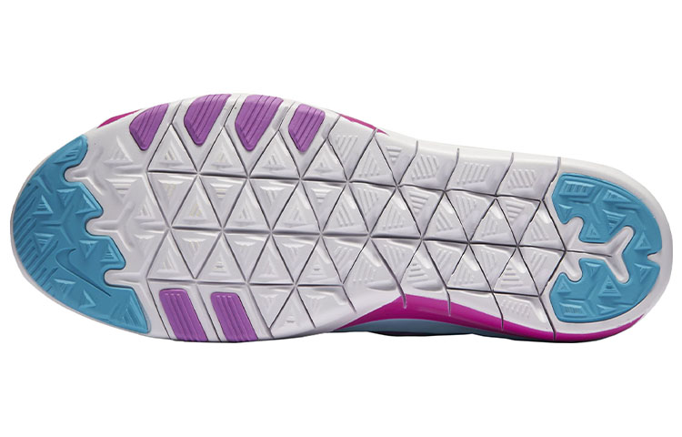 Details for (W) Nike Free TR 6 ''Gamma Blauw'' 833413-400