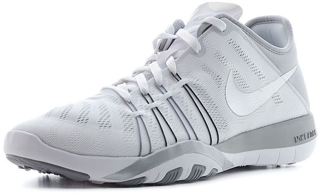 耐吉 Free TR 6 訓練鞋 女款 白灰 Lookbook 耐吉 Free TR 6 訓練鞋 女款 白灰