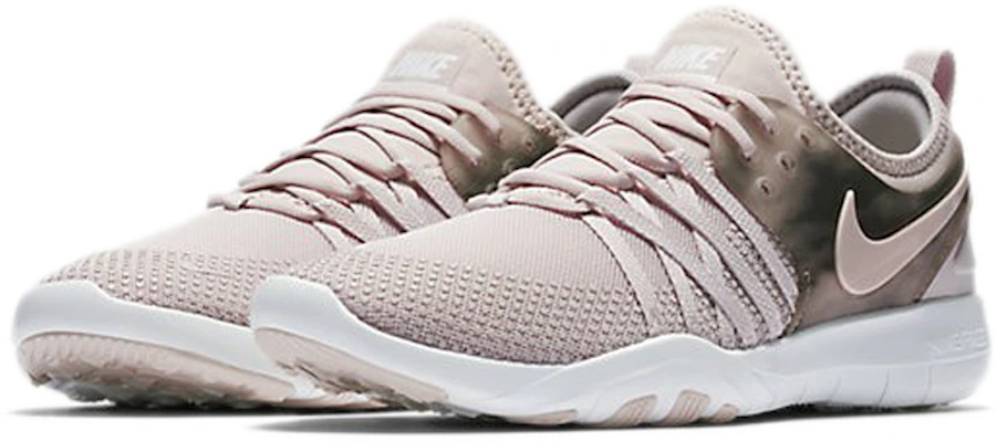 (W) Nike Free TR 7 AMP ''Silt Red'' Dames Sneakers 904649-600 Lookbook (W) Nike Free TR 7 AMP ''Silt Red'' Dames Sneakers 904649-600