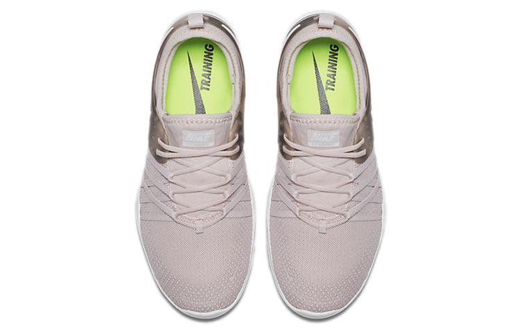 Shop (W) Nike Free TR 7 AMP 'Silt Red' Wanita 904649-600