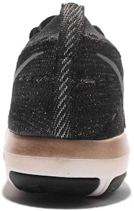 (W) ナイキ フリー トランスフォーム フライニット "ブラックメタリックブロンズ" 833410-005 Lookbook (W) ナイキ フリー トランスフォーム フライニット "ブラックメタリックブロンズ" 833410-005