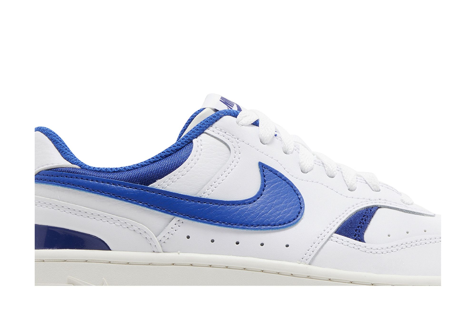 Lookbook (W) 나이키 감마 포스 '화이트 게임 로얄' (Nike Gamma Force '화이트 게임 로얄') DX9176-101