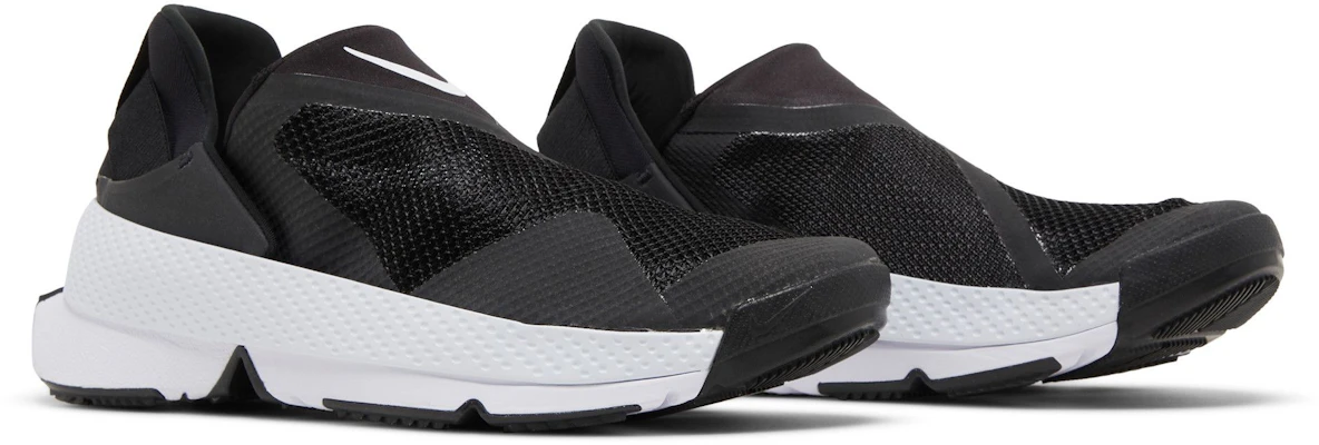 (W) Nike GO FlyEase 'Negro Blanco' DR5540-002 1