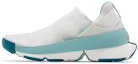 Lookbook (W) Nike GO FlyEase 'Photon Dust Geode Teal' dalam warna Kelabu dan Hijau Teal DR5540-013