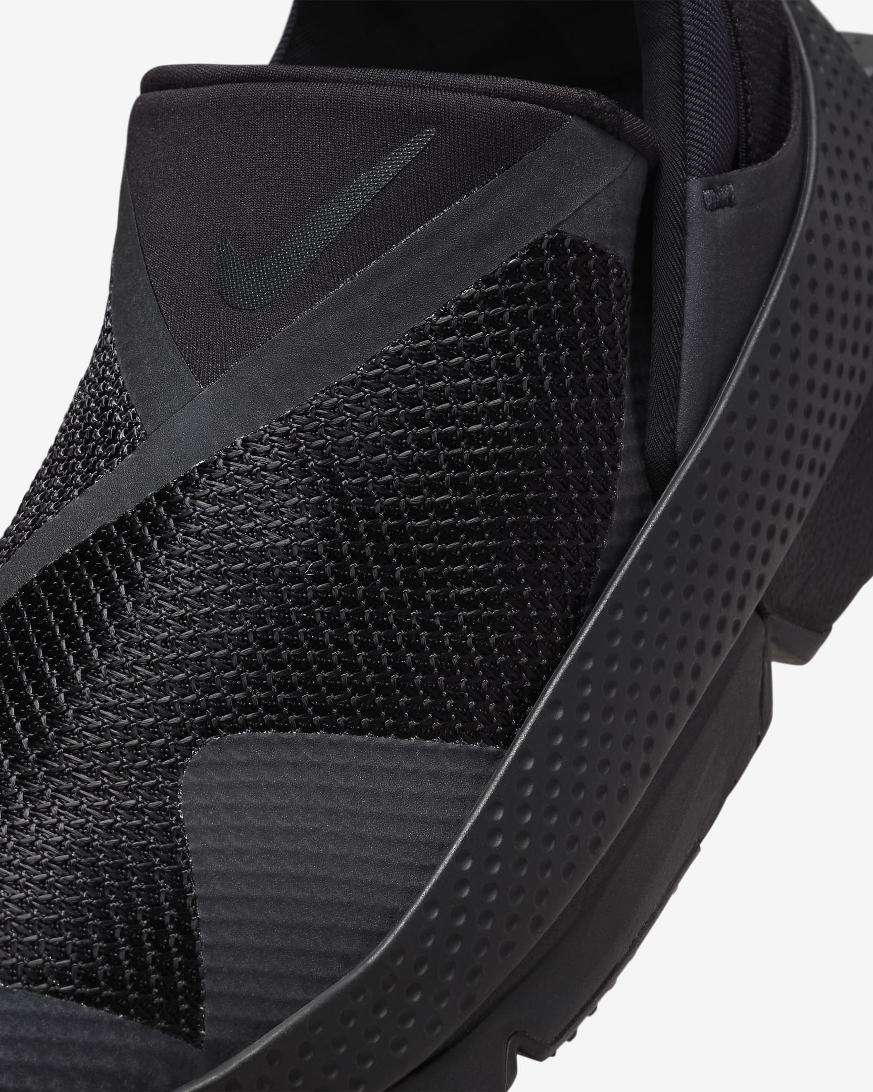 Cheap （女款）Nike Go FlyEase 轻松穿脱运动鞋 DR5540-006