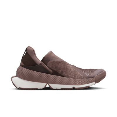 Shop (W) Nike Go FlyEase Smokey Mauve/Summit White/Baroque Brown DR5540-200