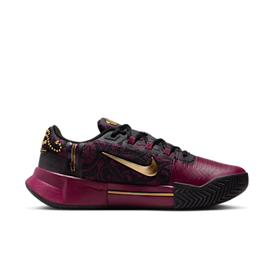 Lookbook (Women) Nike GP Challenge 1 "Naomi Osaka" Bordeaux/Black/Metallic Gold HQ2553-601