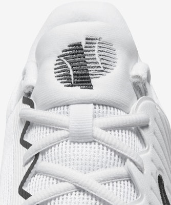 (W) Nike GP Challenge Pro 'Blanco Negro' FB3146-100 1