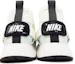 Lookbook (W) Nike Huarache City Utility Basse Grigio/Bianco AQ0085-100