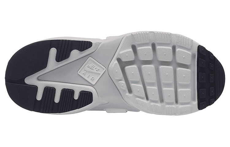 Shop (W) Nike Huarache City Utility Basse Grigio/Bianco AQ0085-100